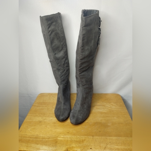 Bella Vita gray women's small heel size 7.5 boots - Picture 5 of 12